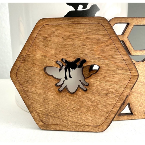 Set Of 6 Handmade Farmhouse Inspired Bee Themed Coasters - Picture 3 of 7